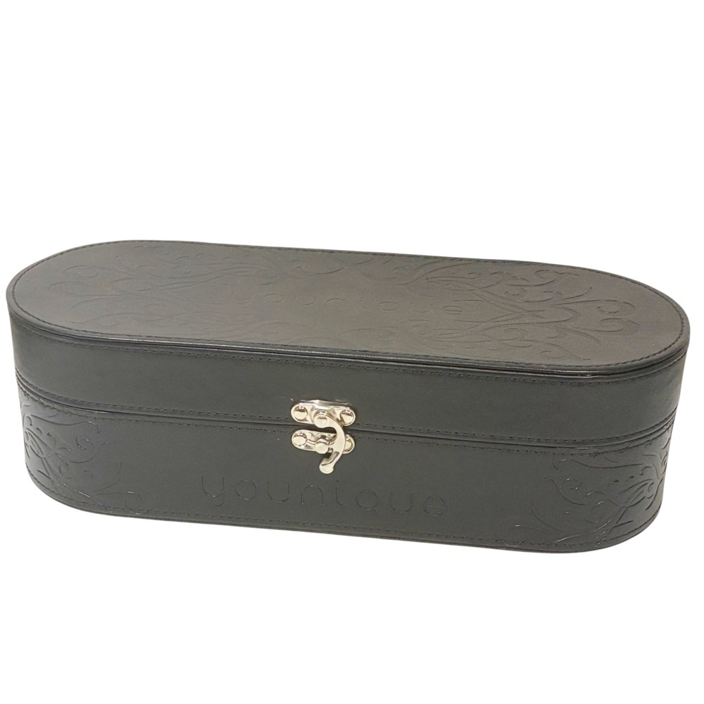 Younique Embossed Hard Presenters Make Up Cosmetic Case Black Lip‎ Samples